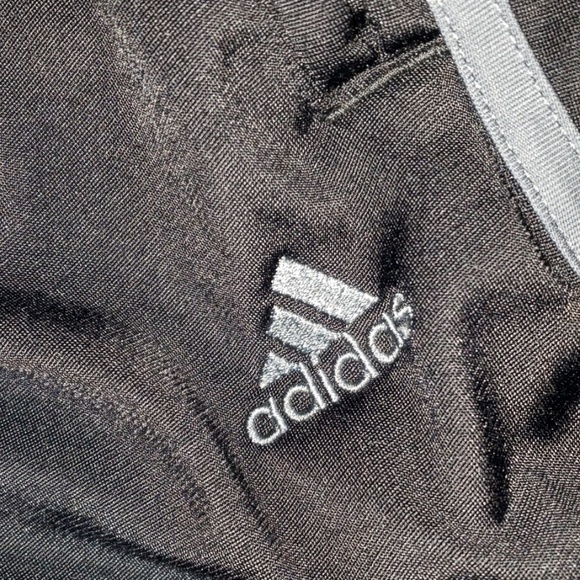Black & grey joggers Adidas pockets - Picture 2 of 5